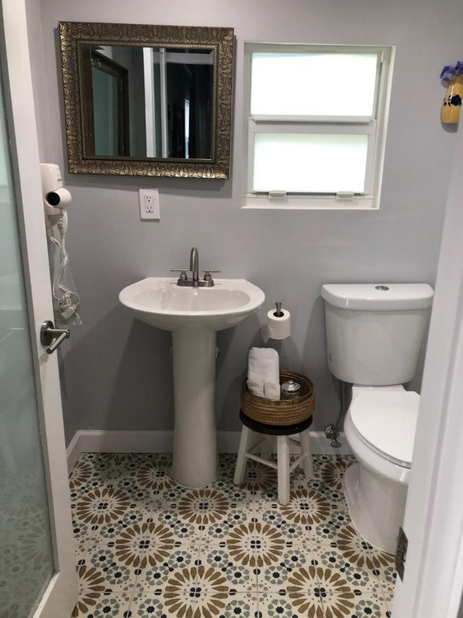 Private And Secluded Studio In Little Havana - 6V Miami Exterior foto