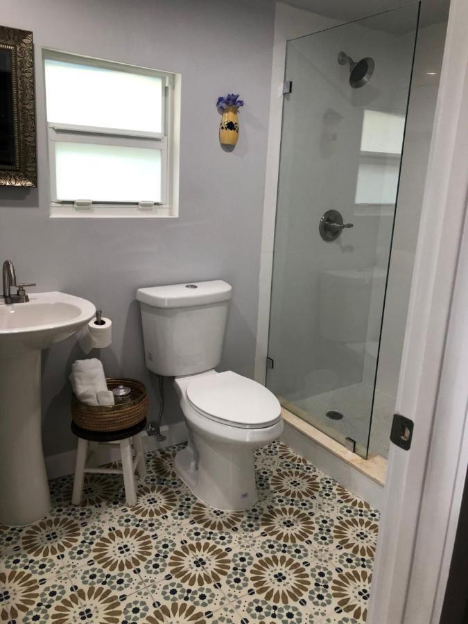 Private And Secluded Studio In Little Havana - 6V Miami Exterior foto